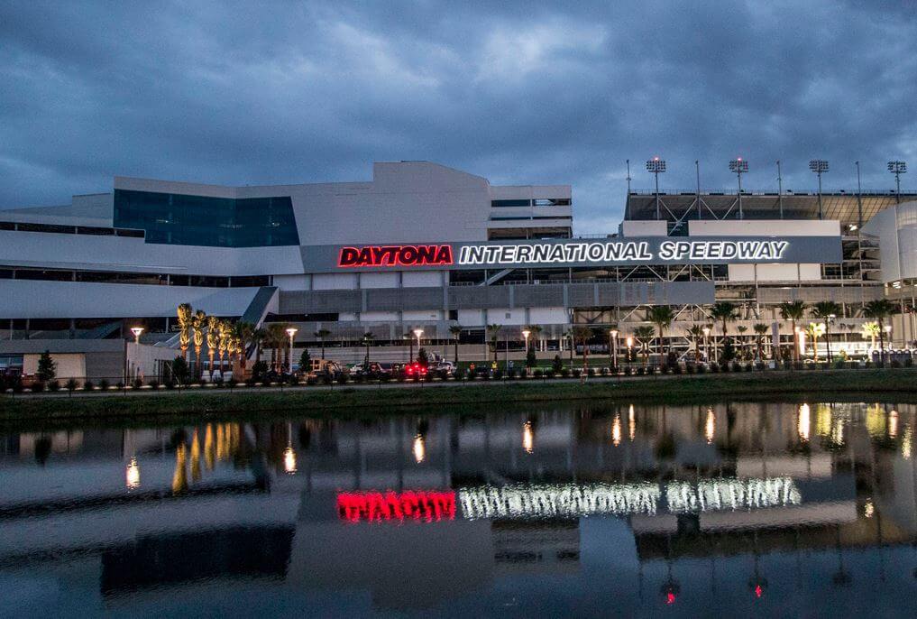 Engineering-Express-Daytona-Speedway